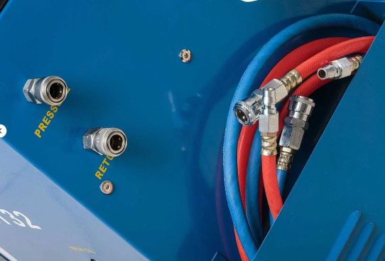 Передвижная пневматическая установка с масляным фильтром и комплектом адаптеров для промывки и замены жидкости АКПП Nordberg CMT32