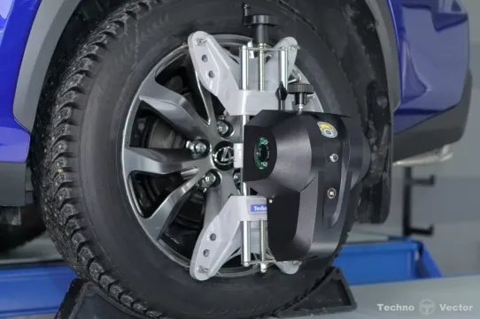 Легковой комплект для сход-развала Техносоюз до 24 дюйма TS5.5D-4L+Т6202 грузоподъемность 5.5т