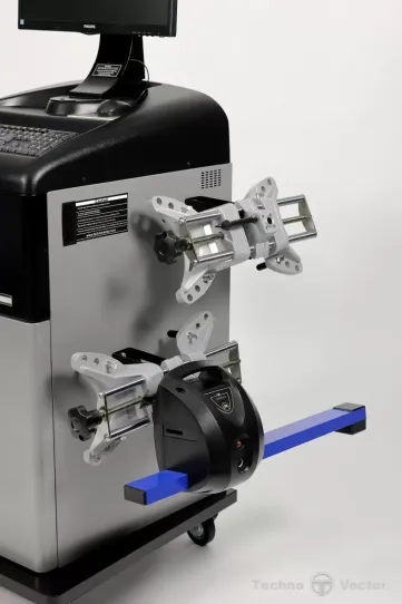 Стенд сход-развал Кордовый для легковых автомобилей Техновектор T 4108