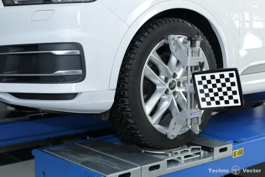 Стенд 3D сход-развал для легковых автомобилей Technovector P 7204 HAS