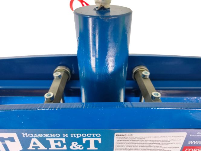 Гидравлический пресс для СТО 12 тонн AE&T T61212TF ножной привод