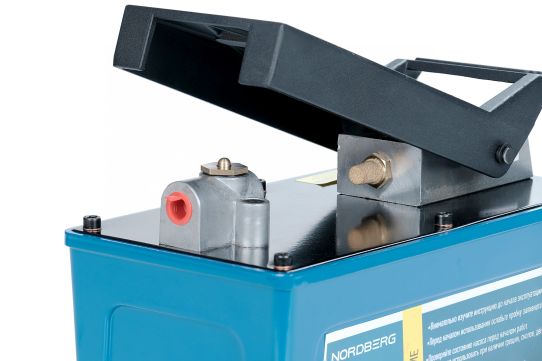 Пневмогидравлический насос ножной 1.6 л Nordberg N3P2