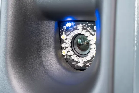 Стенд сход-развал бесконтактный Техновектор P 8214 для легковых автомобилей напольный