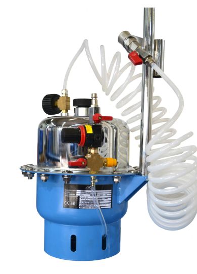 Установка пневматическая для замены тормозной жидкости и прокачки сцепления 5 л, с манометром, 2.8 бар Trommelberg UZM05