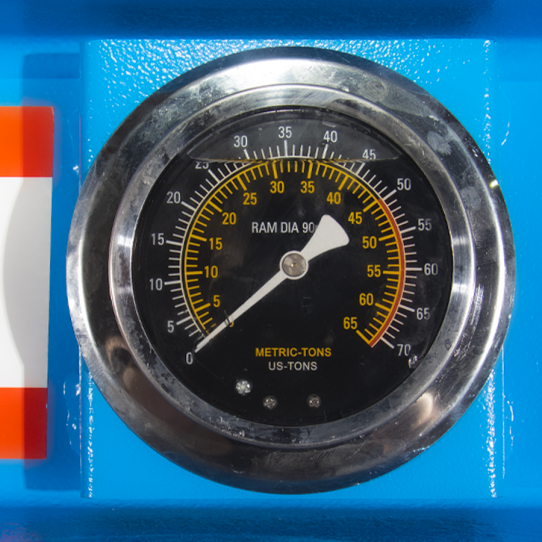 Пресс пневмогидравлический Станкоимпорт SD0807CEA 45т, напольный