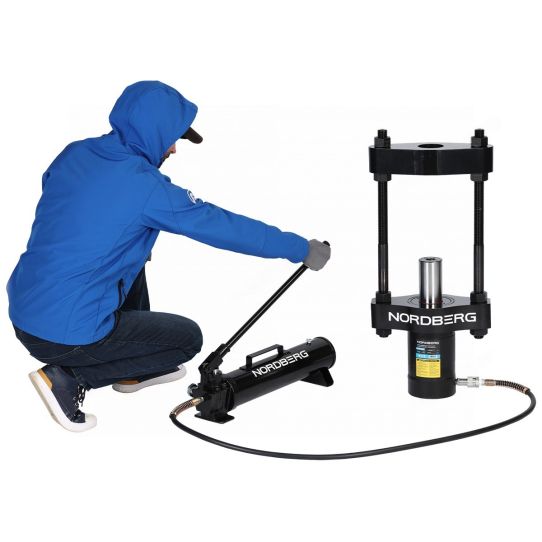 Выпрессовщик шкворней гидравлический 75 тонн Nordberg N31PE75 с ручным насосом