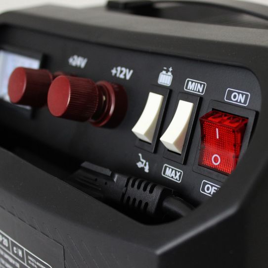 Пуско-зарядное устройство для аккумуляторов 12В и 24В с пусковым током 240A WDK-Start240 Wiederkraft