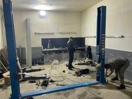 Двухстоечный подъемник