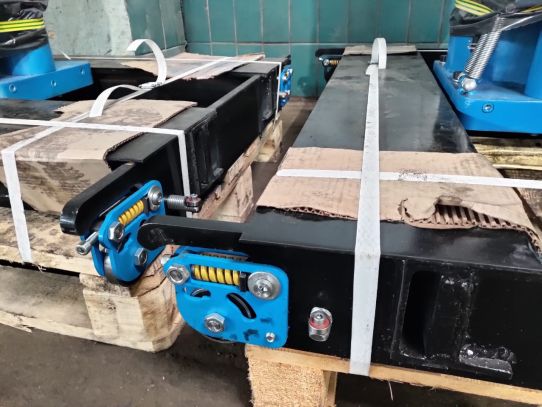 Канавный гидравлический подъемник 16т, рельсовый двухштоковый КППТ16Р1200П ARTAZ