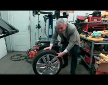 Шиномонтаж низкопрофильной резины Шиномонтаж низкопрофильной резины