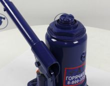 Обзор на домкрат бутылочный 4 т AE&T T02004  Обзор на домкрат бутылочный 4 т AE&T T02004