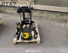 Шкворнедав ТИТАН ТТН-100, ТТН-101 и ТТН-101П выпрессовщик шкворней Шкворнедав ТИТАН ТТН-100, ТТН-101 и ТТН-101П выпрессовщик шкворней