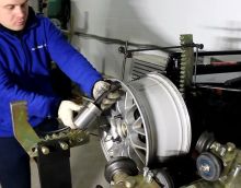 Видеообзор - Стенд для правки дисков дископрав Nordberg 21SLR Видеообзор - Стенд для правки дисков дископрав Nordberg 21SLR