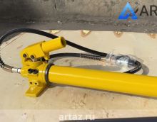 Насос гидравлический ручной 700 бар 0,7 литра НРГ-700 для съёмников ТТН