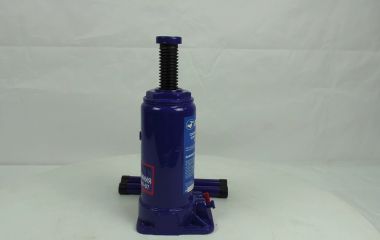 Обзор домкрата бутылочного 8 т AE&T T20208