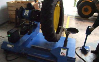 Шиномонтажный станок для грузовиков Nordberg 46TRK56 (48TRK) 